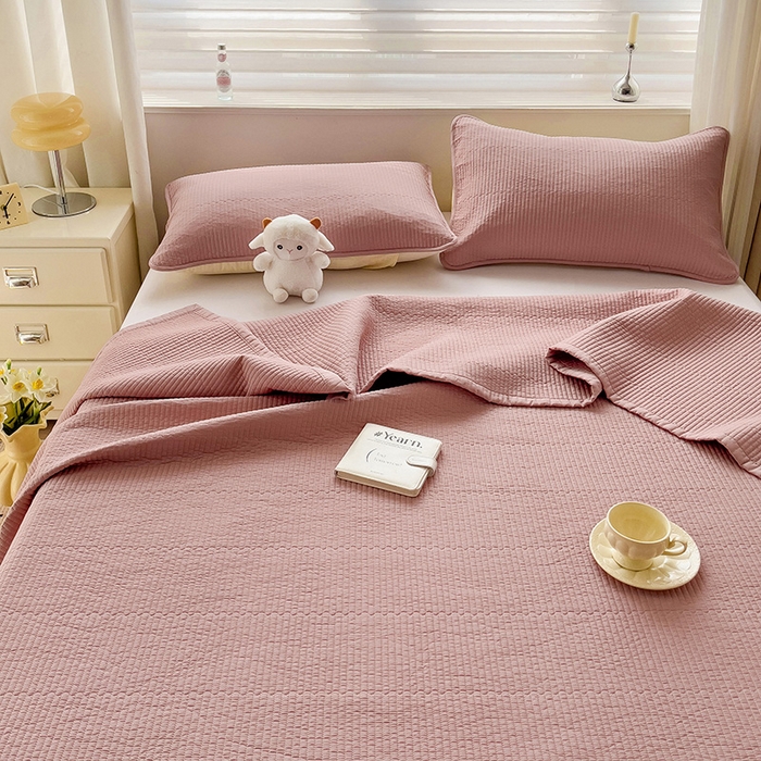 91家纺网 家纺一手货源 找家纺 羽爱家纺 2024新款双面纯色全棉水洗床盖 豆沙