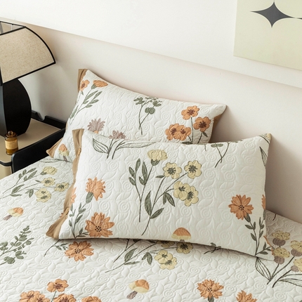 91家纺网 家纺一手货源 找家纺 优乐家纺 2025新款纯棉印花夹棉枕套系列-纽扣款 南薇