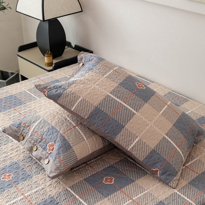 91家纺网 家纺一手货源 找家纺 优乐家纺 2025新款纯棉印花夹棉枕套系列-纽扣款 博尔-咖