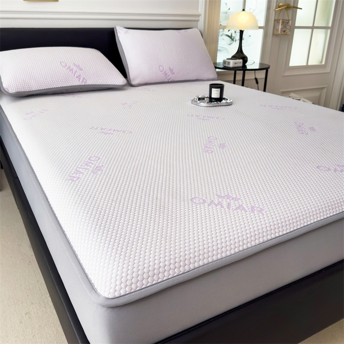 91家纺网 家纺一手货源 找家纺 叠派家纺 2024新款抗菌冰豆豆床笠款凉席-皇冠 皇冠-冰藤紫