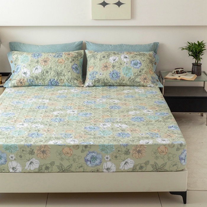 91家纺网 家纺一手货源 找家纺 优乐家纺 2025新款纯棉印花夹棉床笠三件套系列-纽扣款 安琪-绿