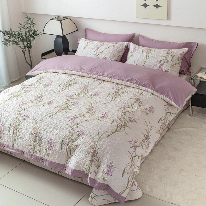 91家纺网 家纺一手货源 找家纺 优乐家纺 2025新款纯棉印花夹棉系列四件套-纽扣款 迷雾