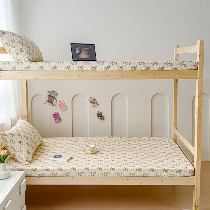 91家纺网 家纺一手货源 找家纺 金丝鸟家纺 2024新款学生款A类老粗布床笠 蔷薇