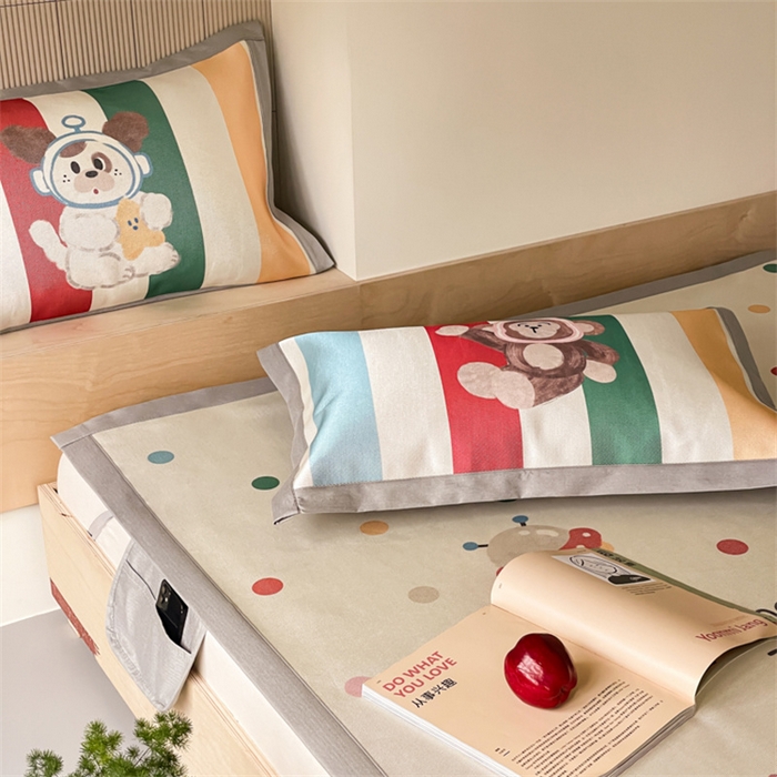 91家纺网 家纺一手货源 找家纺 圆岛家纺 2024新款900D卡通冰丝养生席 伙伴星球