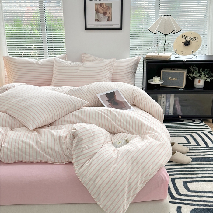 91家纺网 家纺一手货源 找家纺 价格下调三沁直播爆AAB版款纯棉全棉色织水洗棉简约格子式四件套（床单直角）果粉条