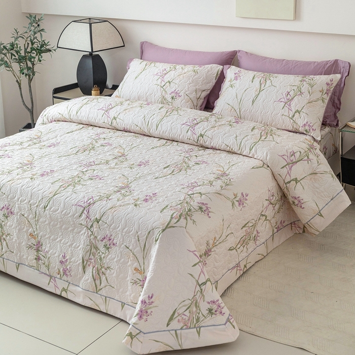 91家纺网 家纺一手货源 找家纺 优乐家纺 2025新款纯棉印花夹棉系列床盖三件套-纽扣款 迷雾