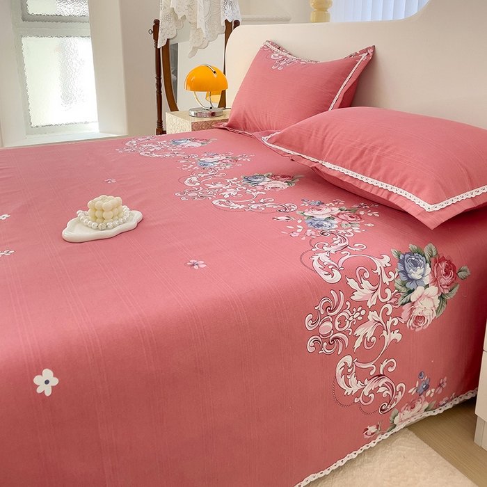 91家纺网 家纺一手货源 找家纺 玖琳家纺 2024新款新款鱼骨棉老粗布凉席花边款床单三件套 欧式风情-粉