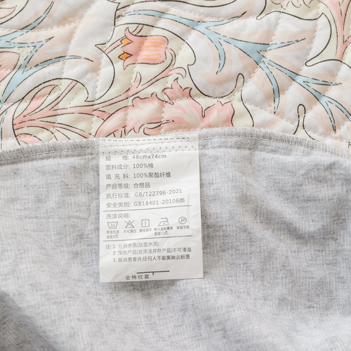 91家纺网 家纺一手货源 找家纺 优乐家纺 2025新款纯棉印花夹棉枕套系列-纽扣款 普卡拉-红