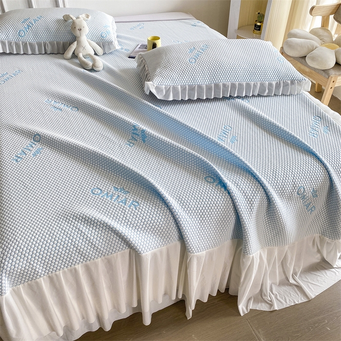 91家纺网 家纺一手货源 找家纺 叠派家纺 2024新款抗菌冰豆豆床裙款凉席-皇冠系 冰豆豆皇冠系列-床裙款-天空蓝