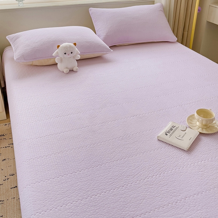 91家纺网 家纺一手货源 找家纺 羽爱家纺 2024新款双面纯色全棉水洗床盖 浅紫