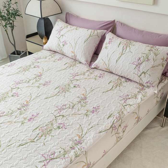 91家纺网 家纺一手货源 找家纺 优乐家纺 2025新款纯棉印花夹棉床笠三件套系列-纽扣款 迷雾