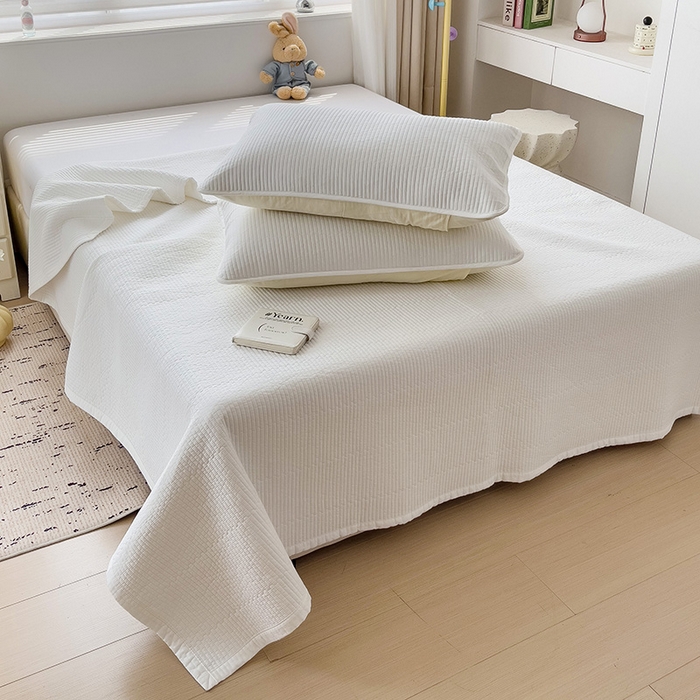 91家纺网 家纺一手货源 找家纺 羽爱家纺 2024新款双面纯色全棉水洗床盖 奶白