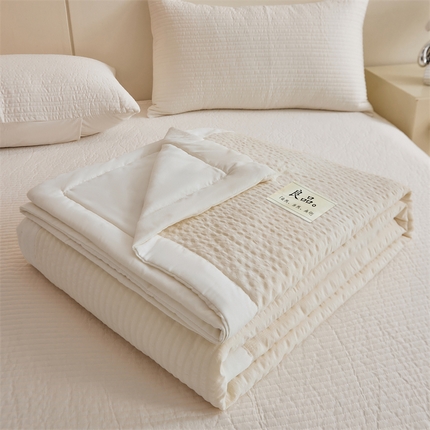 91家纺网 家纺一手货源 找家纺 （总）换种生活 2024新款良品款泡泡棉夏被