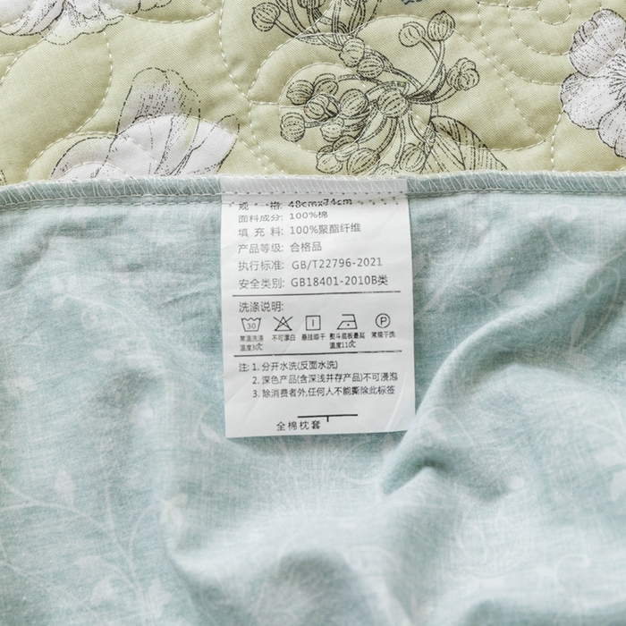 91家纺网 家纺一手货源 找家纺 优乐家纺 2025新款纯棉印花夹棉枕套系列-纽扣款 安琪-绿