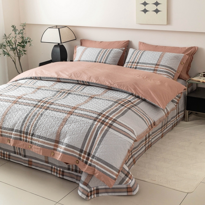 91家纺网 家纺一手货源 找家纺 优乐家纺 2025新款纯棉印花夹棉系列四件套-纽扣款 慕斯