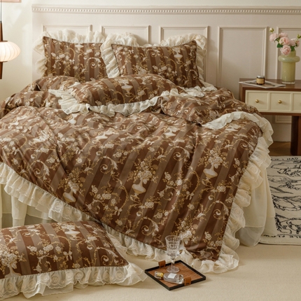 91家纺网 家纺一手货源 找家纺 菊上家纺 2024新款40s全棉复古法式雪纺蕾丝花边印花床裙款四件套 安娜