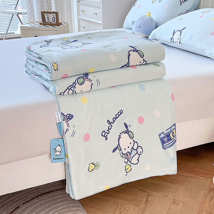 91家纺网 家纺一手货源 找家纺 天瑜家纺 2024新款三丽鸥针织夏被 帕恰狗蓝