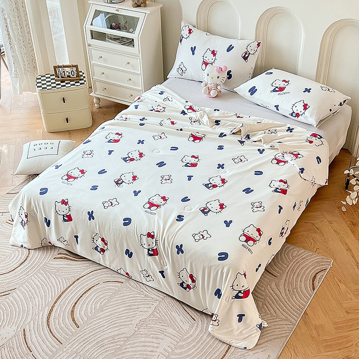 91家纺网 家纺一手货源 找家纺 天瑜家纺 2024新款三丽鸥针织夏被 字母KT