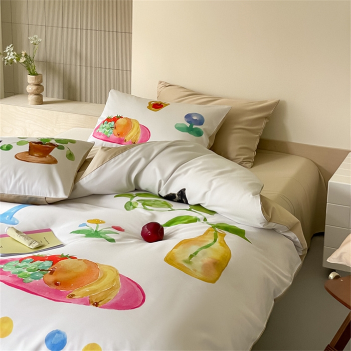 91家纺网 家纺一手货源 找家纺 （总）圆岛家纺 2024新款原创手绘系列100s 全棉数码印花四件套-猫猫vlog