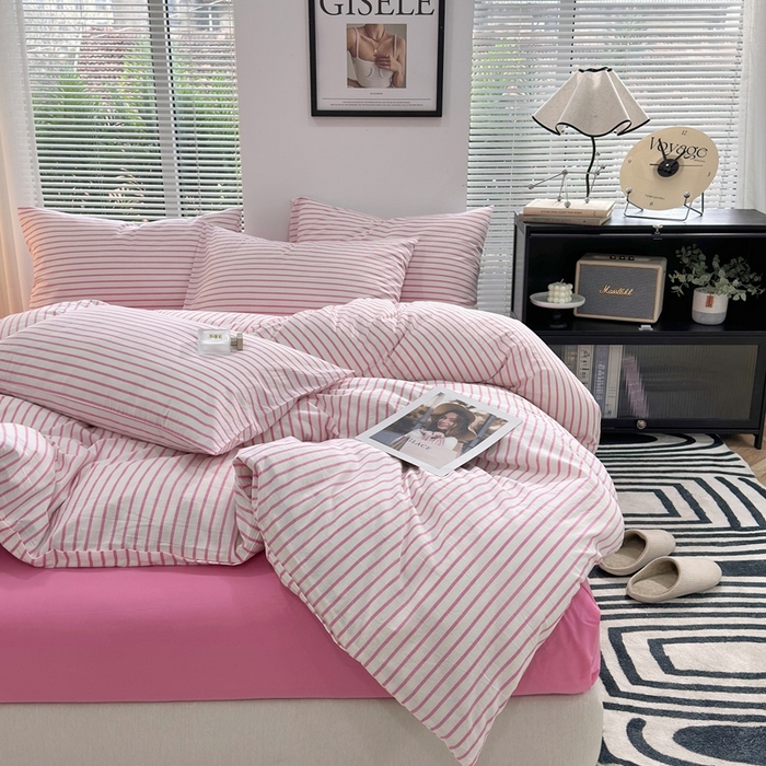 91家纺网 家纺一手货源 找家纺 价格下调三沁直播爆AAB版款纯棉全棉色织水洗棉简约格子式四件套（床单直角）玫粉条