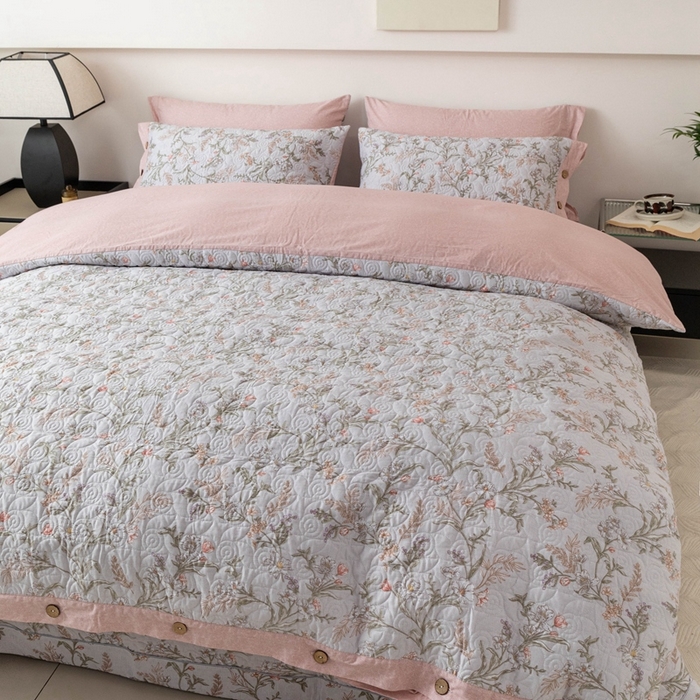 91家纺网 家纺一手货源 找家纺 优乐家纺 2025新款纯棉印花夹棉系列四件套-纽扣款 清婉