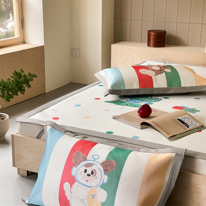 91家纺网 家纺一手货源 找家纺 圆岛家纺 2024新款900D卡通冰丝养生席 伙伴星球