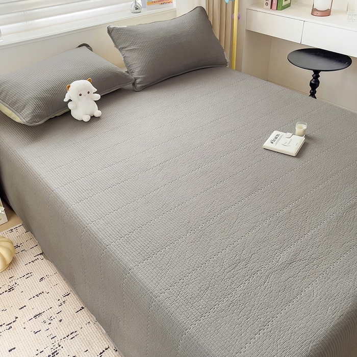 91家纺网 家纺一手货源 找家纺 羽爱家纺 2024新款双面纯色全棉水洗床盖 浅灰