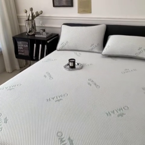 91家纺网 家纺一手货源 找家纺 叠派家纺 2024新款抗菌冰豆豆床笠款凉席-皇冠 皇冠-冰豆绿