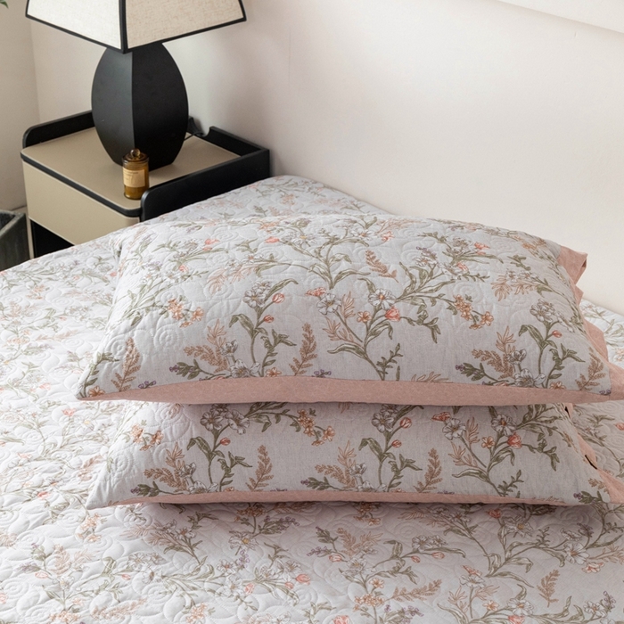 91家纺网 家纺一手货源 找家纺 优乐家纺 2025新款纯棉印花夹棉枕套系列-纽扣款 清婉