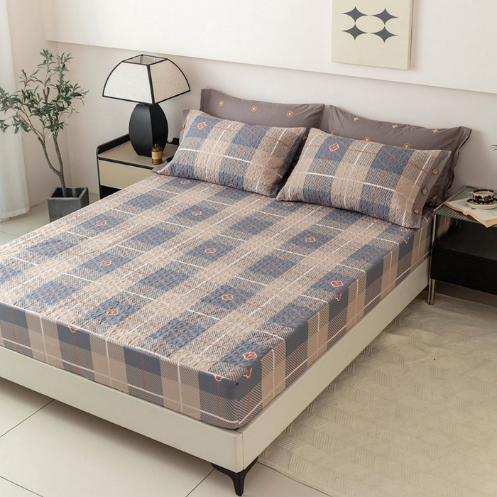 91家纺网 家纺一手货源 找家纺 优乐家纺 2025新款纯棉印花夹棉床笠三件套系列-纽扣款 博尔-咖