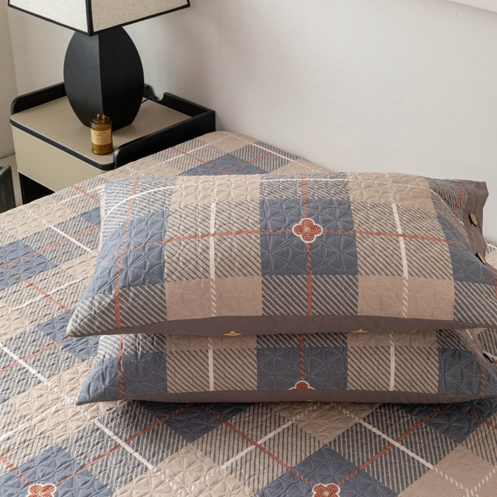 91家纺网 家纺一手货源 找家纺 优乐家纺 2025新款纯棉印花夹棉枕套系列-纽扣款 博尔-咖