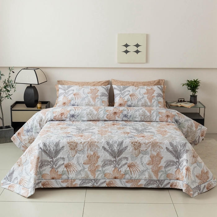 91家纺网 家纺一手货源 找家纺 优乐家纺 2025新款纯棉印花夹棉系列床盖三件套-纽扣款 春意盎然