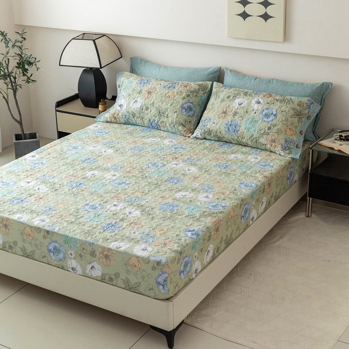 91家纺网 家纺一手货源 找家纺 优乐家纺 2025新款纯棉印花夹棉床笠三件套系列-纽扣款 安琪-绿