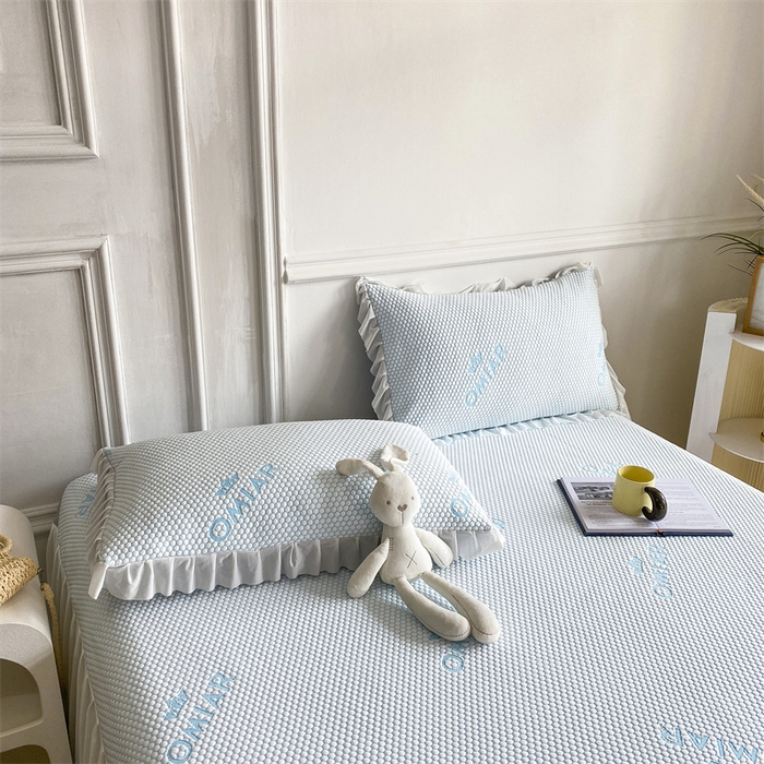 91家纺网 家纺一手货源 找家纺 叠派家纺 2024新款抗菌冰豆豆床裙款凉席-皇冠系 冰豆豆皇冠系列-床裙款-天空蓝