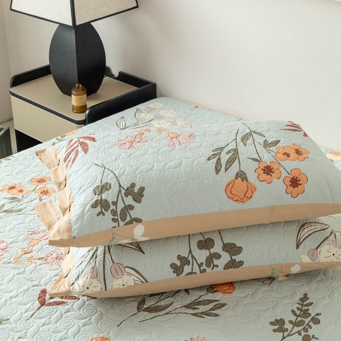 91家纺网 家纺一手货源 找家纺 优乐家纺 2025新款纯棉印花夹棉枕套系列-纽扣款 南薇-兰