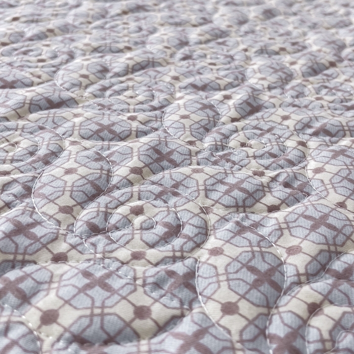 91家纺网 家纺一手货源 找家纺 优乐家纺 2025新款纯棉印花夹棉枕套系列-纽扣款 雅乐之舞