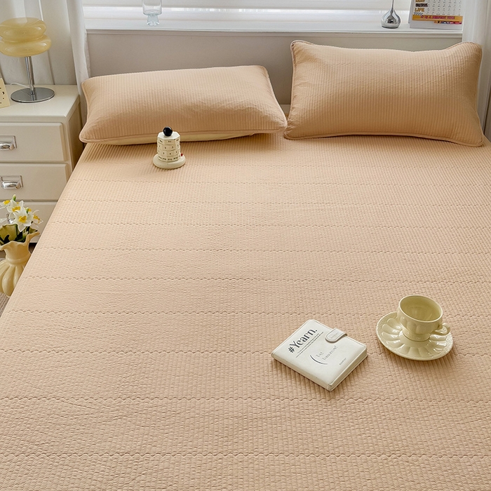 91家纺网 家纺一手货源 找家纺 羽爱家纺 2024新款双面纯色全棉水洗床盖 米驼