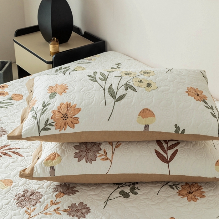 91家纺网 家纺一手货源 找家纺 优乐家纺 2025新款纯棉印花夹棉枕套系列-纽扣款 南薇