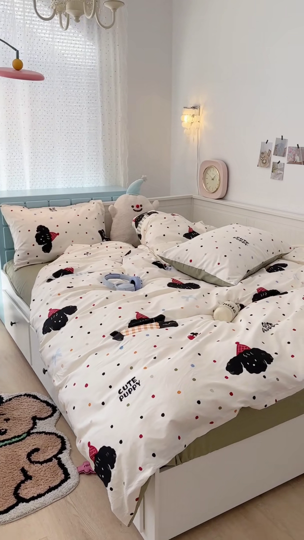 91家纺网 家纺一手货源 找家纺 昔可 新款多巴胺卡通简约风可爱亲肤四件套 哈皮狗狗