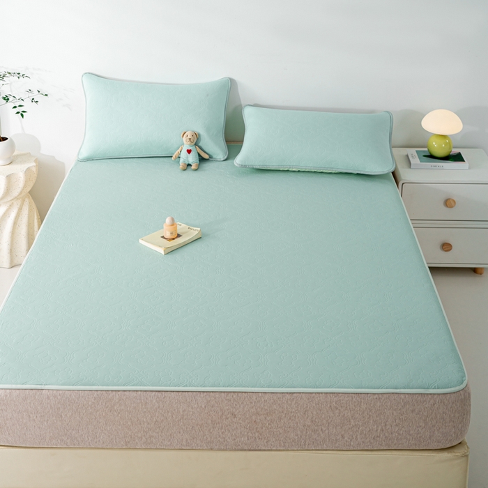 91家纺网 家纺一手货源 找家纺 卡琪曼 新款冷酷熊瓜瓜冰皮空气层冰皮席 冰皮提花奶昔绿