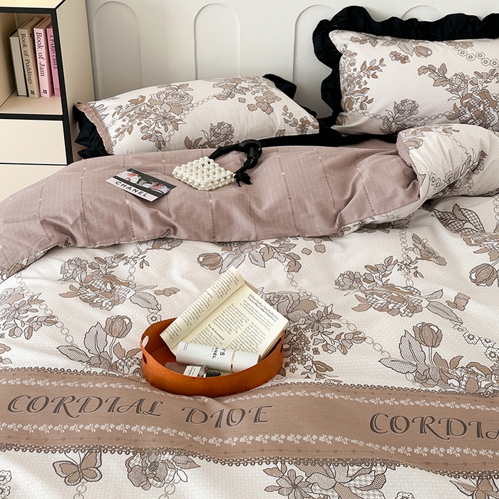 91家纺网 家纺一手货源 找家纺 昔可 新款单层大黑边复古花轻奢风四件套 复古咖花