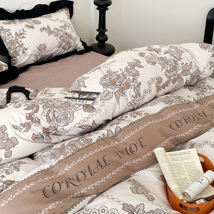 91家纺网 家纺一手货源 找家纺 昔可 新款单层大黑边复古花轻奢风四件套 复古咖花