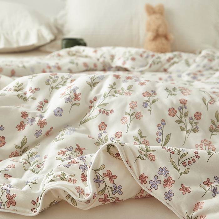 91家纺网 家纺一手货源 找家纺 怡家居 2024新款A类云柔针织棉夏被 静香