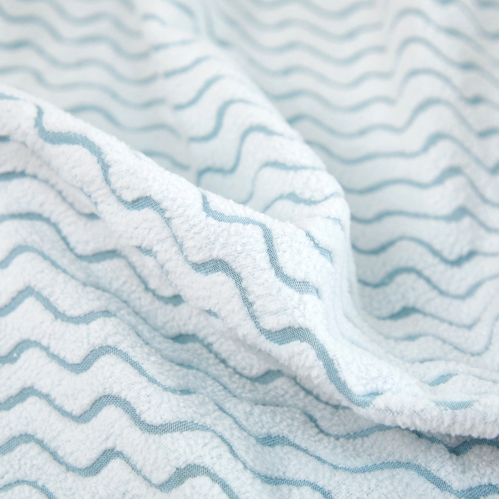 91家纺网 家纺一手货源 找家纺 千彤 2024新款常规款-阳离子拉花绒水波纹系列沙发笠沙发套罩弹力全包 浅蓝