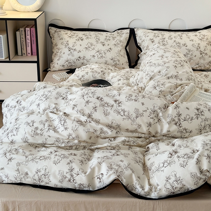 91家纺网 家纺一手货源 找家纺 （总）昔可 2024新款单层黑边复古花古典儒雅四件套