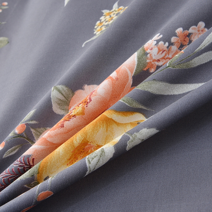 91家纺网 家纺一手货源 找家纺 小雨家纺 2026新款芦荟棉床裙三件套 百花齐放-灰