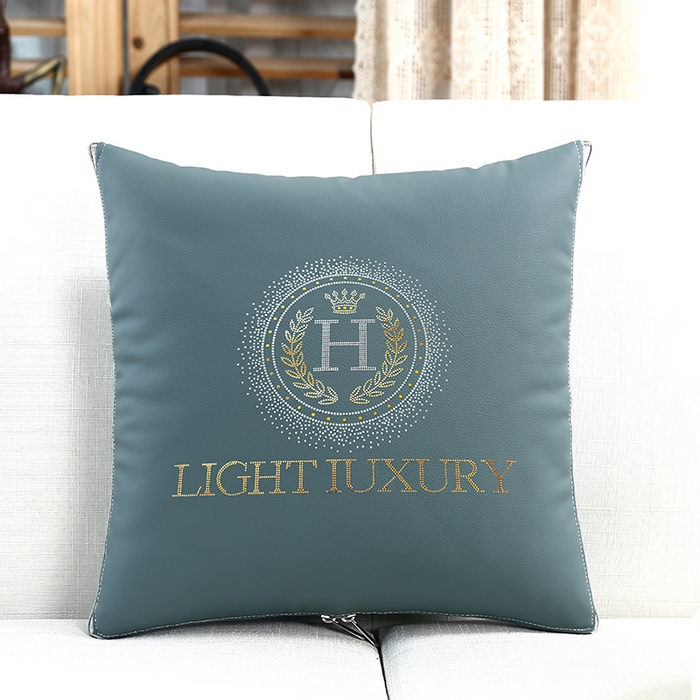 91家纺网 家纺一手货源 找家纺 伊可爱 2024新款轻奢仿皮人造皮革水洗棉多针抱枕被 名爵 雾蓝