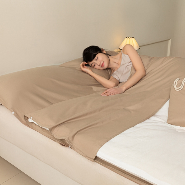 91家纺网 家纺一手货源 找家纺 澳梵家居 60s全棉纯色旅行睡袋 茶棕