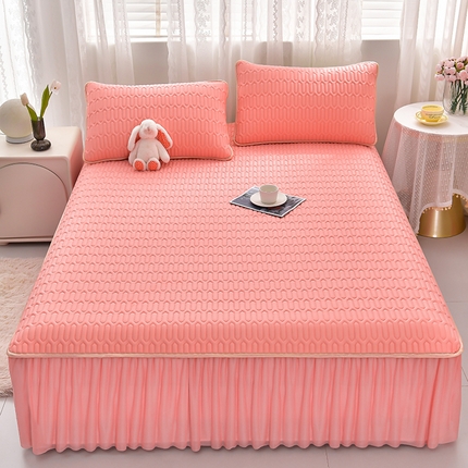 91家纺网 家纺一手货源 找家纺 （总）诺梵家纺 2025新款0.5凉感丝乳胶凉席床裙款三件套