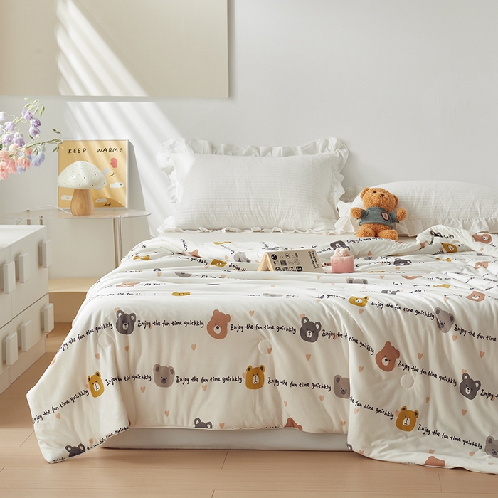 91家纺网 家纺一手货源 找家纺 怡家居 2024新款A类云柔针织棉夏被 快乐熊仔